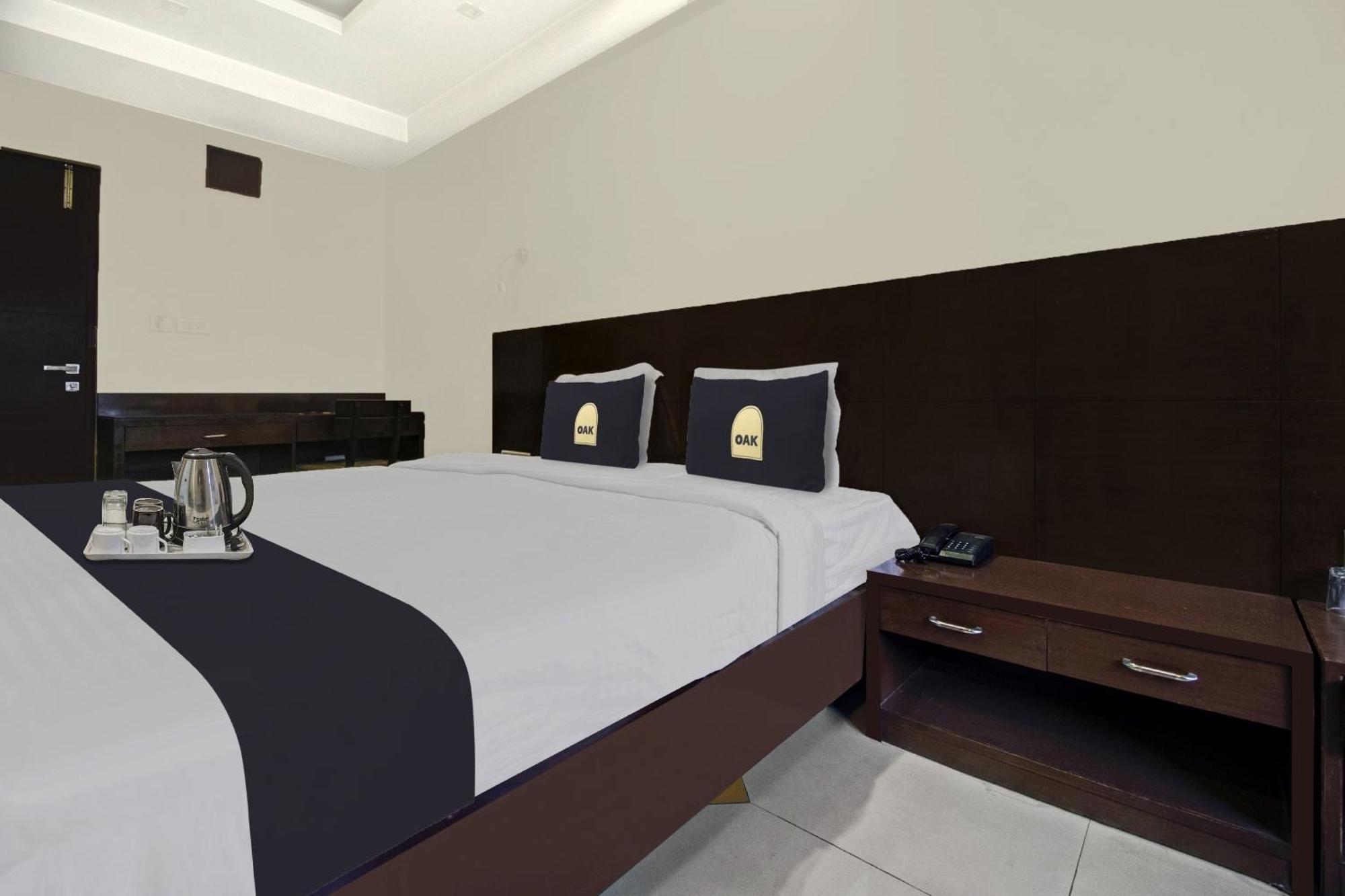 Townhouse Oak Hotel Heritage Heights Τζαϊπούρ Εξωτερικό φωτογραφία