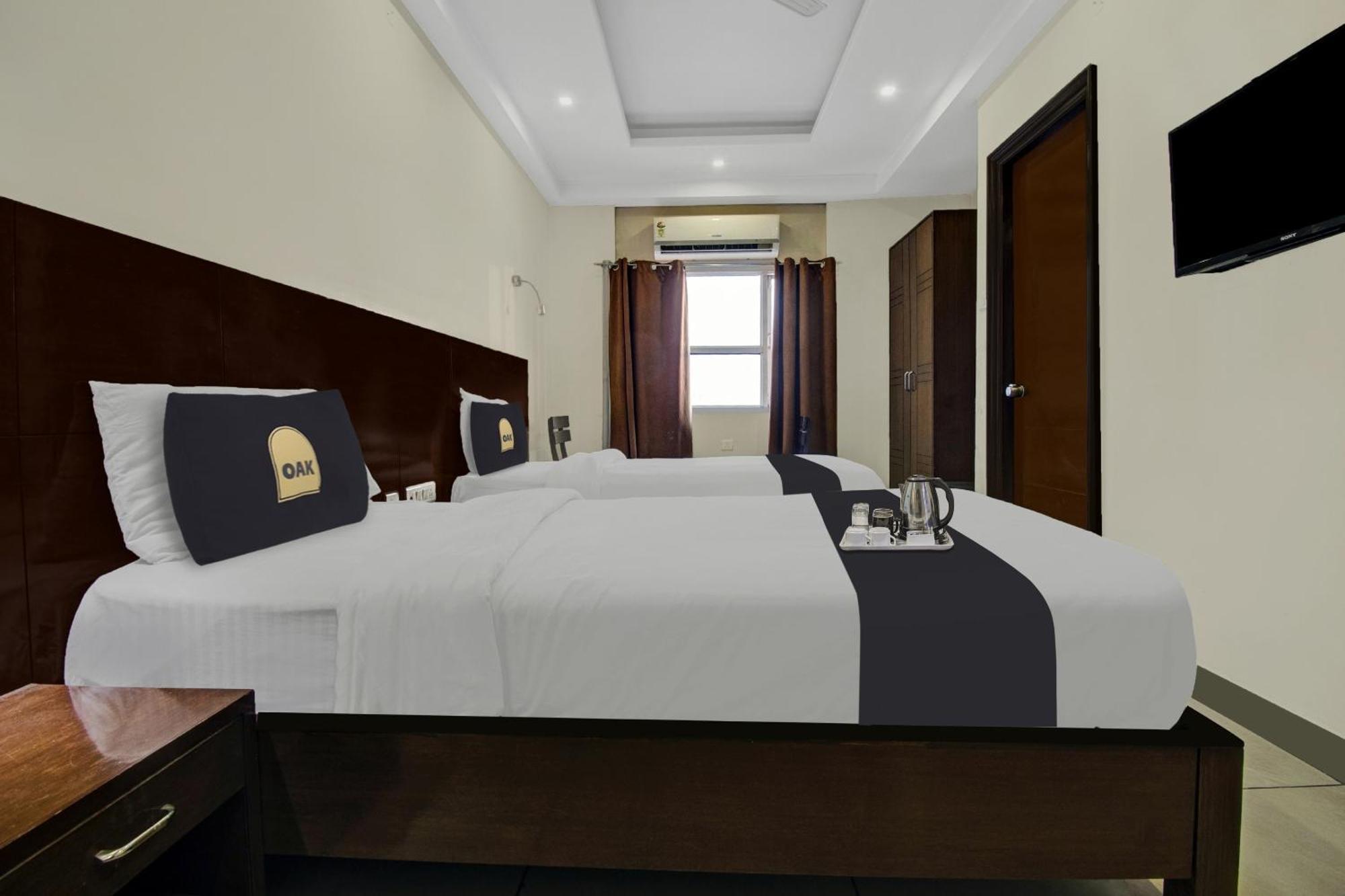 Townhouse Oak Hotel Heritage Heights Τζαϊπούρ Εξωτερικό φωτογραφία